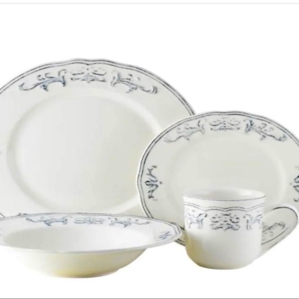 THOMPSON POTTERY
